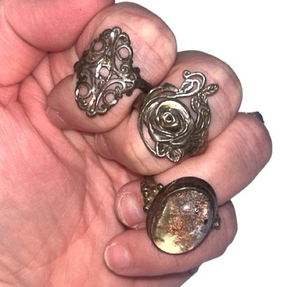 Vintage Ring Bundle Sterling Silver Garnet Marcasite Onyx - Picture 4 of 6